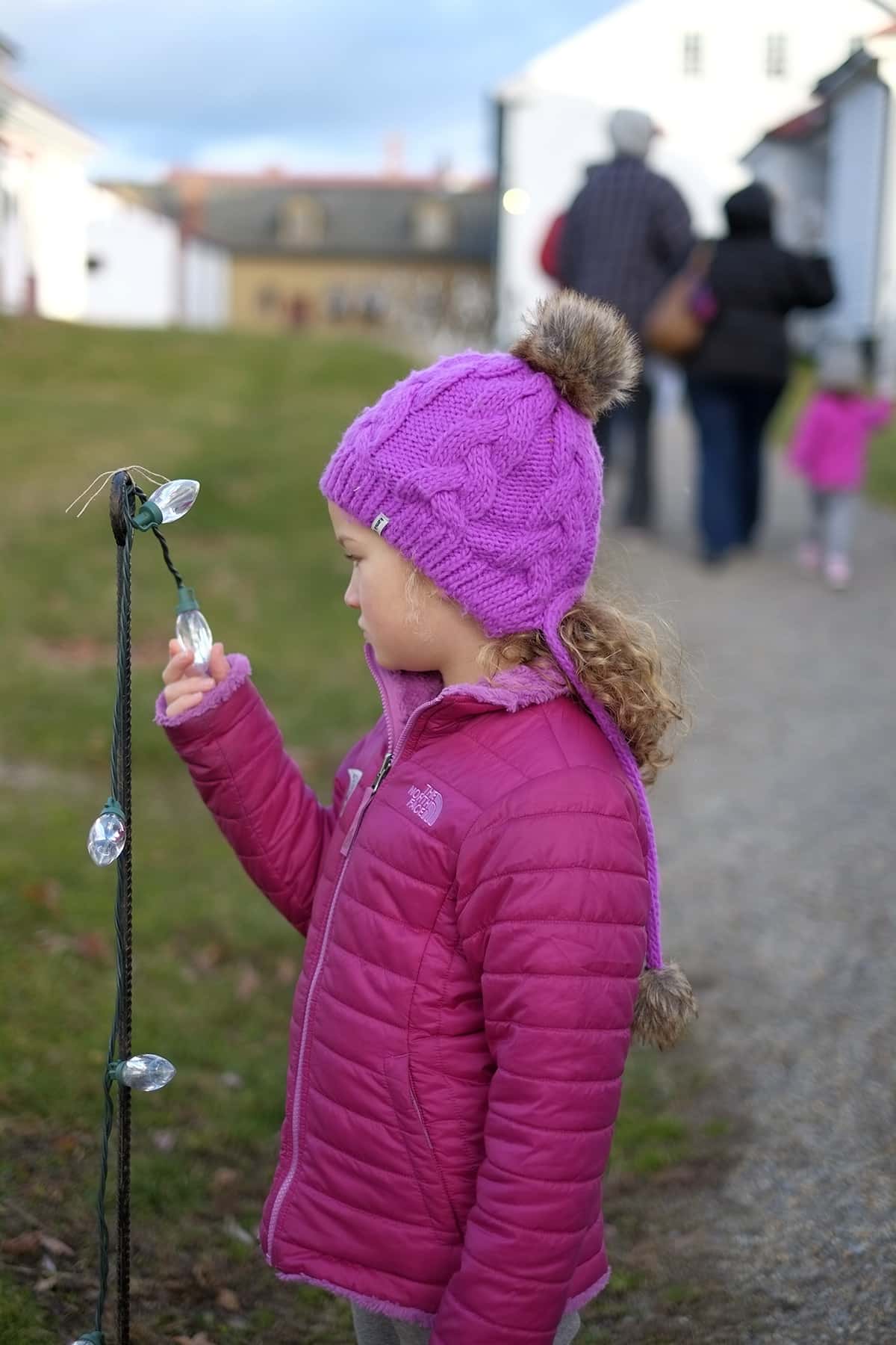 Christmas At Canterbury Nh 2022 Christmas At Canterbury Shaker Village In Canterbury, Nh - New England Today