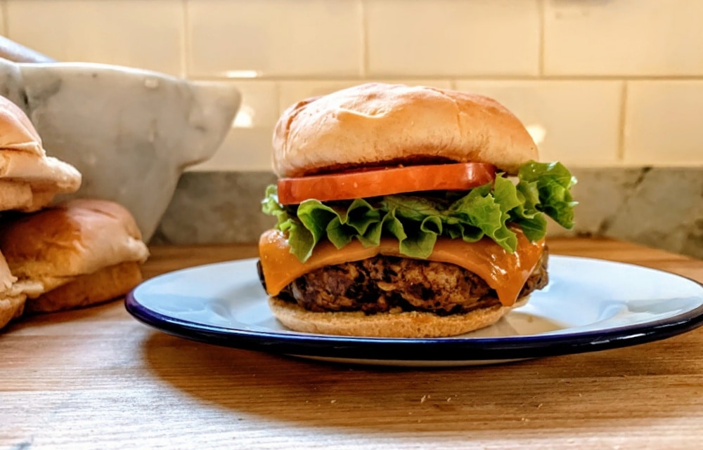 Evan-Mallet-Blended-Burger-recipe-wwy