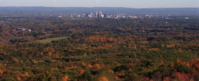 Hiking Trails in CT to See Fall Foliage