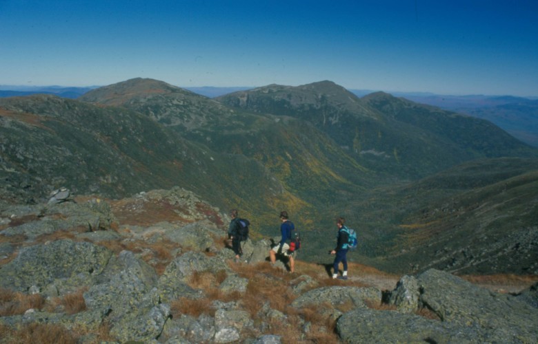 HIkers atop Mt. WAshington looking at the northern region of the Presidentials.