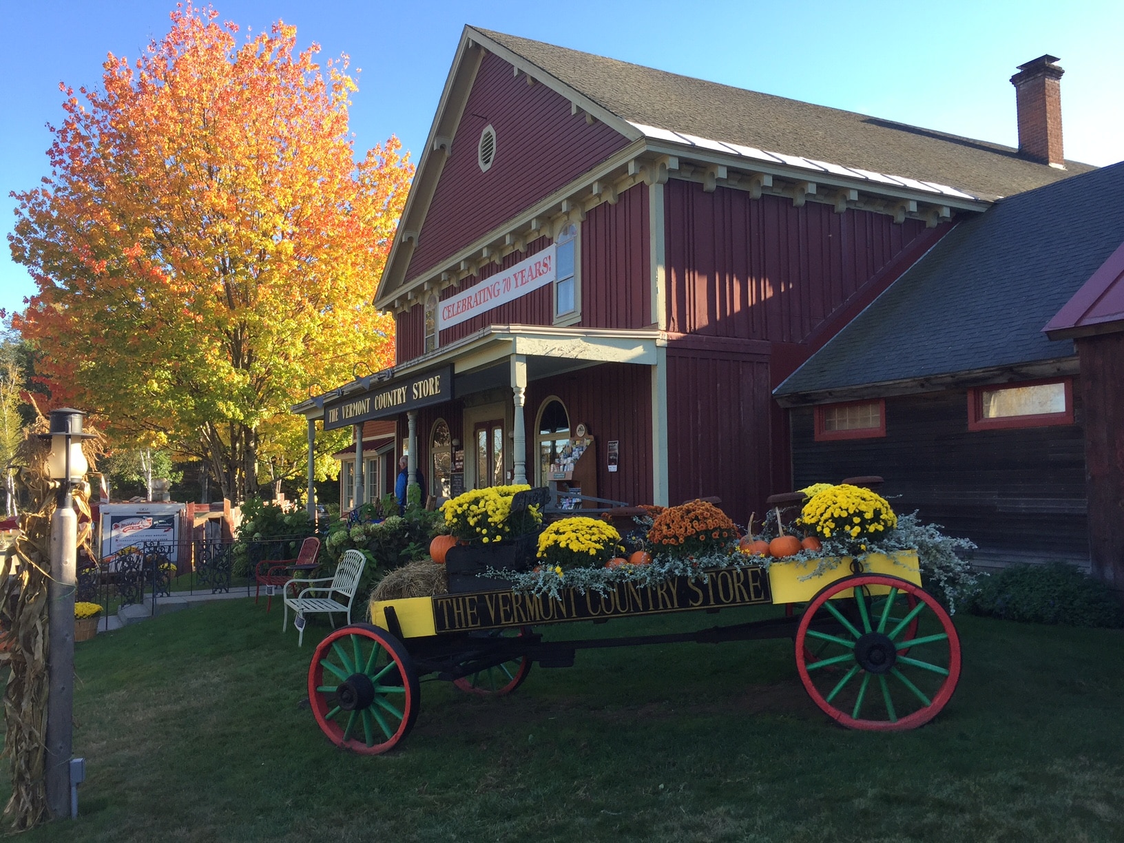 best free new england fall tours for seniors near me