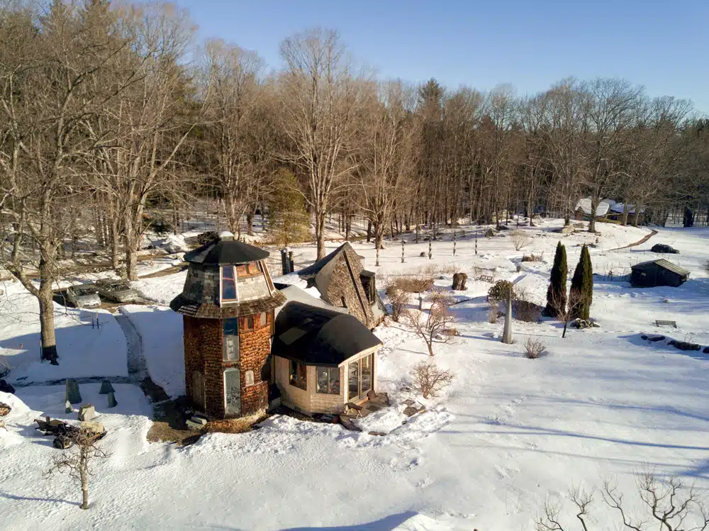 Unexpected angles and a mix of color and texture greet visitors to Brooks’s house and studio in southern New Hampshire, which he built by hand over a decade or so, starting around 1970.