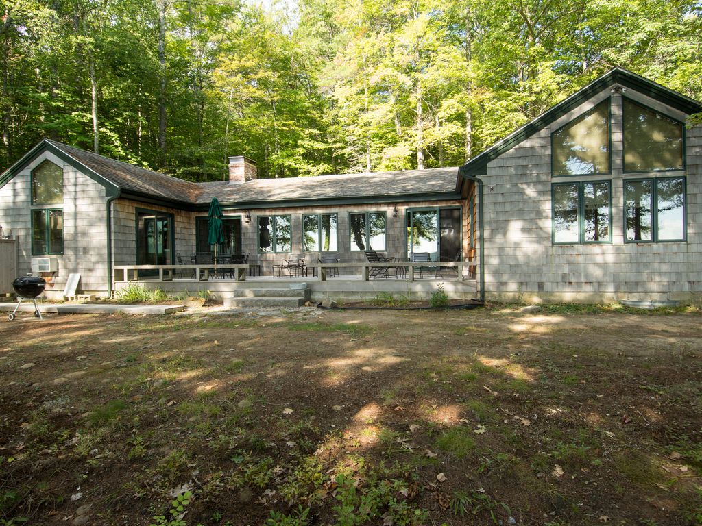 Favorite Lake Winnipesaukee Cabin Rentals - New England Today