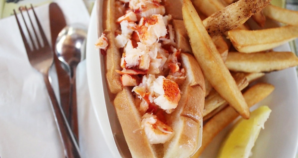 Lenny and Joe’s Fish Tale The Best Lobster Roll in Lenny and Joe’s Fish Tale The Best Lobster Roll in