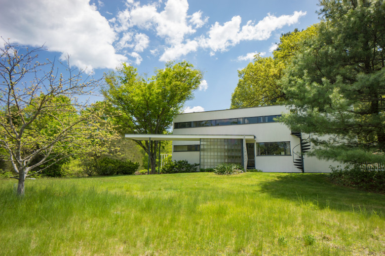 Gropius House in Lincoln, MA | Modern House Museums