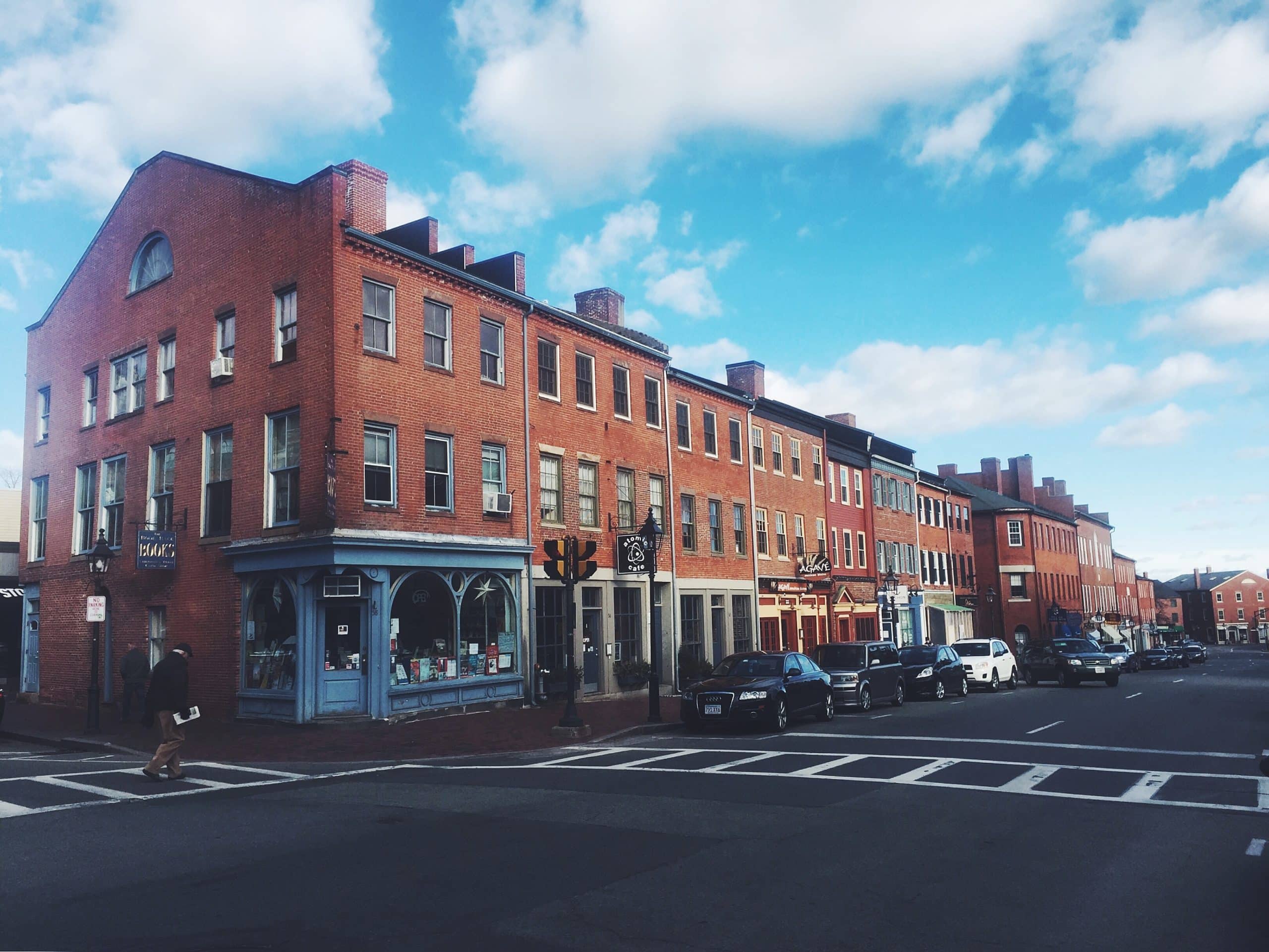Escape To Newburyport Overnight Sanctuary Awaits At The Institute For Savings - vphzwpn