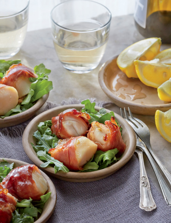 Sweet and Spicy Scallops Wrapped in Prosciutto