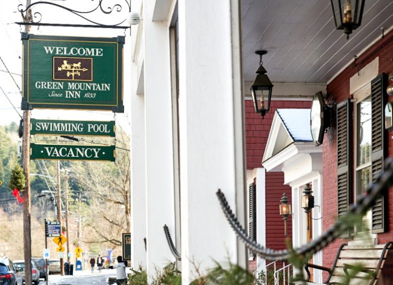 Winter Guide to Stowe, Vermont