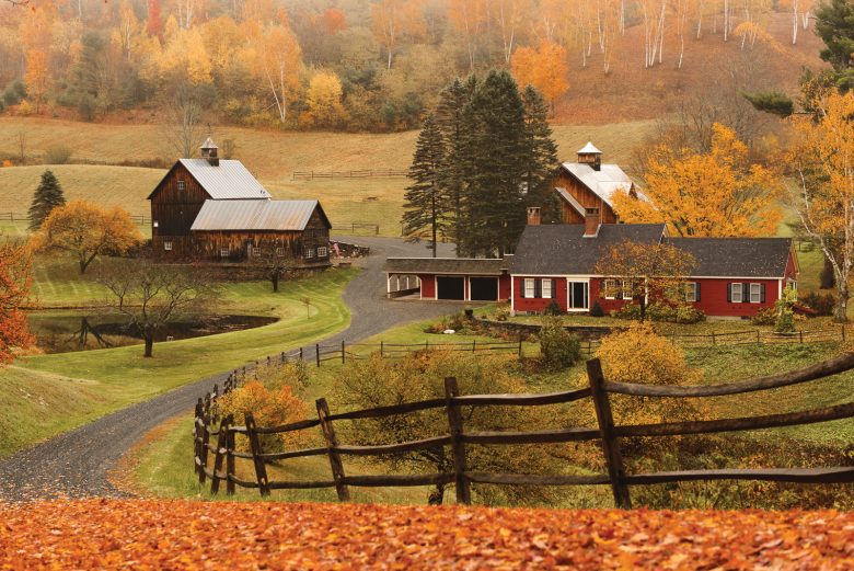 10 New England Fall Foliage Towns You Dont Want To Miss This Autumn New England 