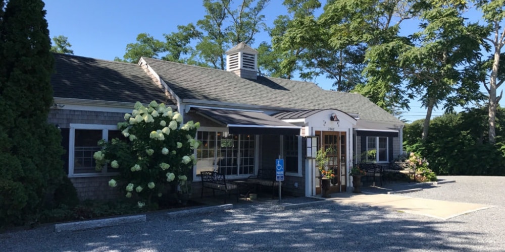 Where to Eat on Cape Cod | Best Bakery, Seafood Spot, Farm-to-Table...and More!