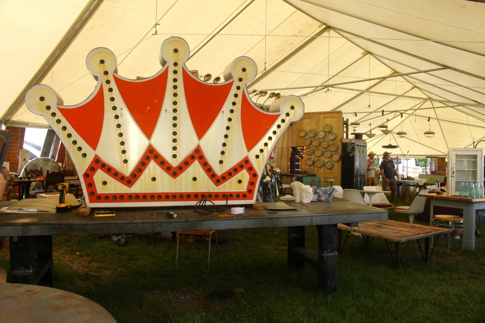 Brimfield | 7 Best New England Antique Shows