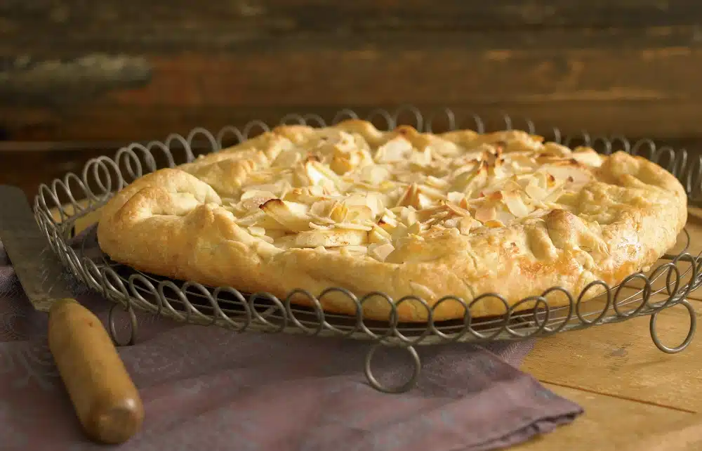 Open-Face Apple-and-Almond Tart