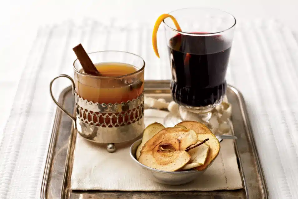 GIngered Apple Cider, Mulled Wine & Apple Chips