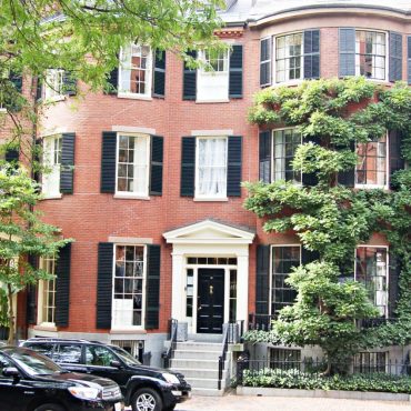 Spotlight on Beacon Hill: Boston's Oldest Historic District