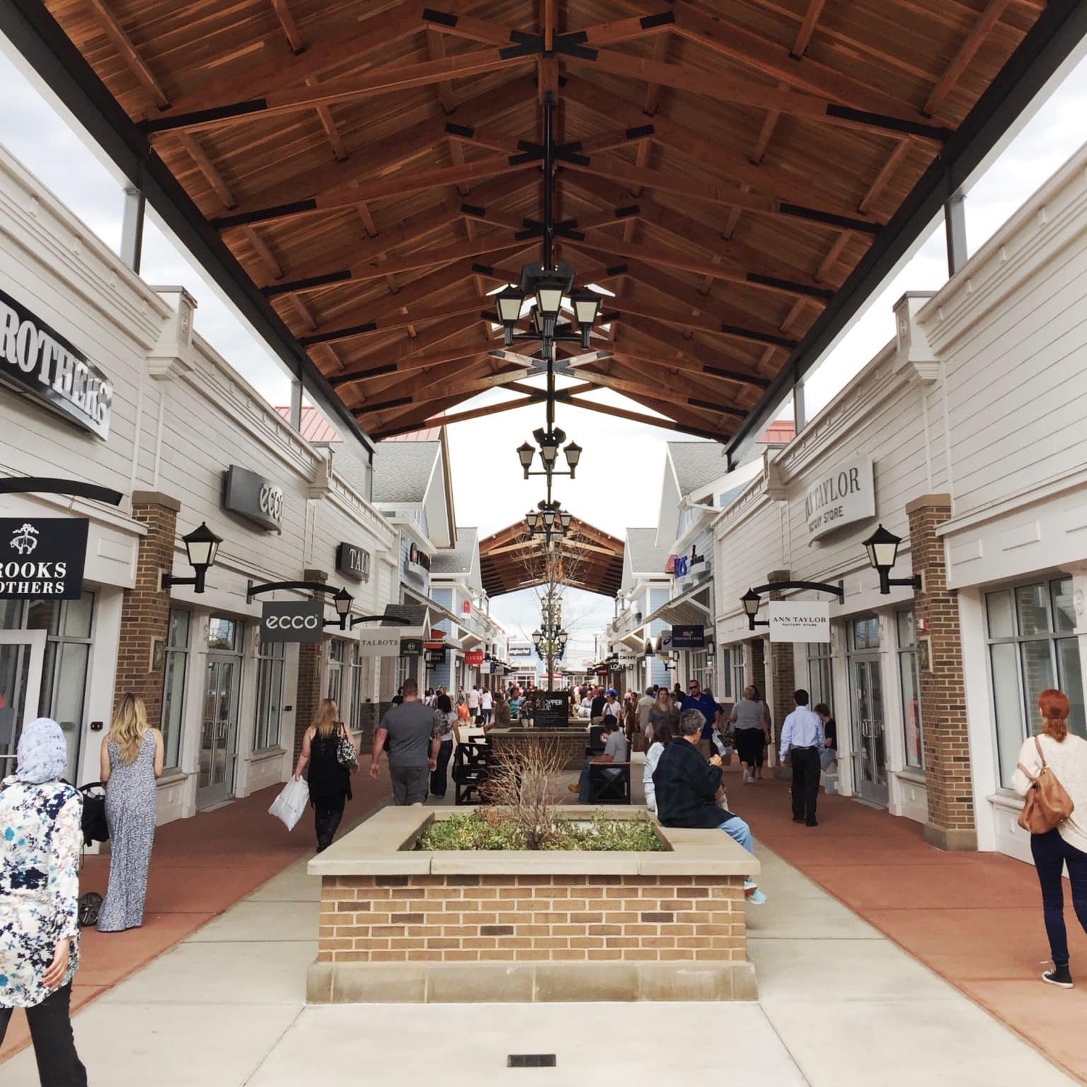 Best Outlets in New England Guide to Outlet Shopping