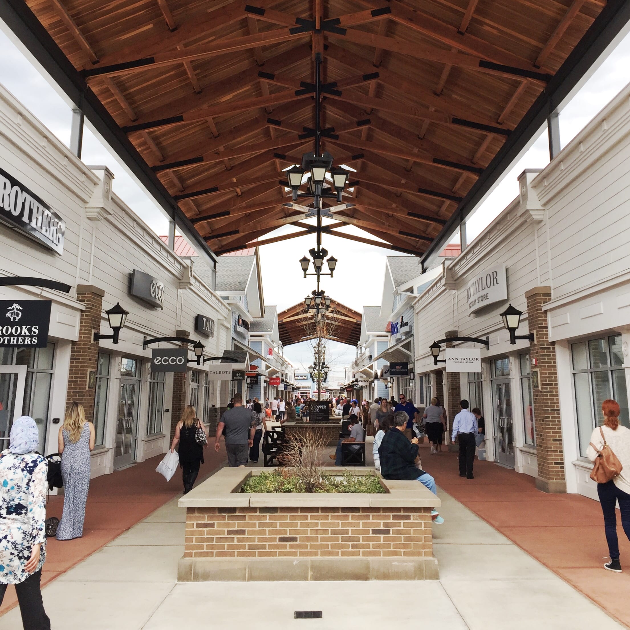 burberry outlet mall near me