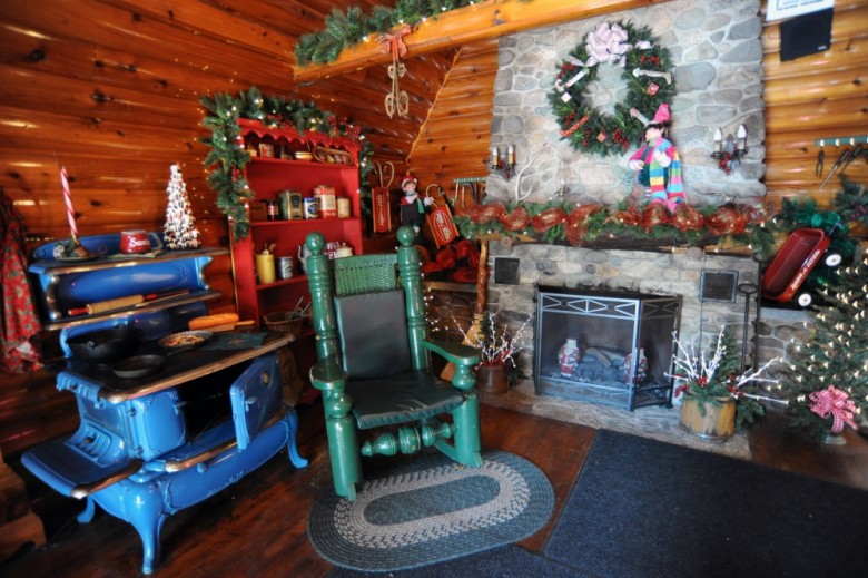 The 5 Best Places to See Mrs. Claus in New England
