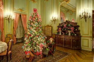 Christmas At The Newport Mansions - New England Today