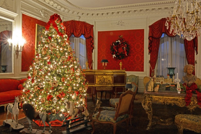 Christmas at the Newport Mansions New England