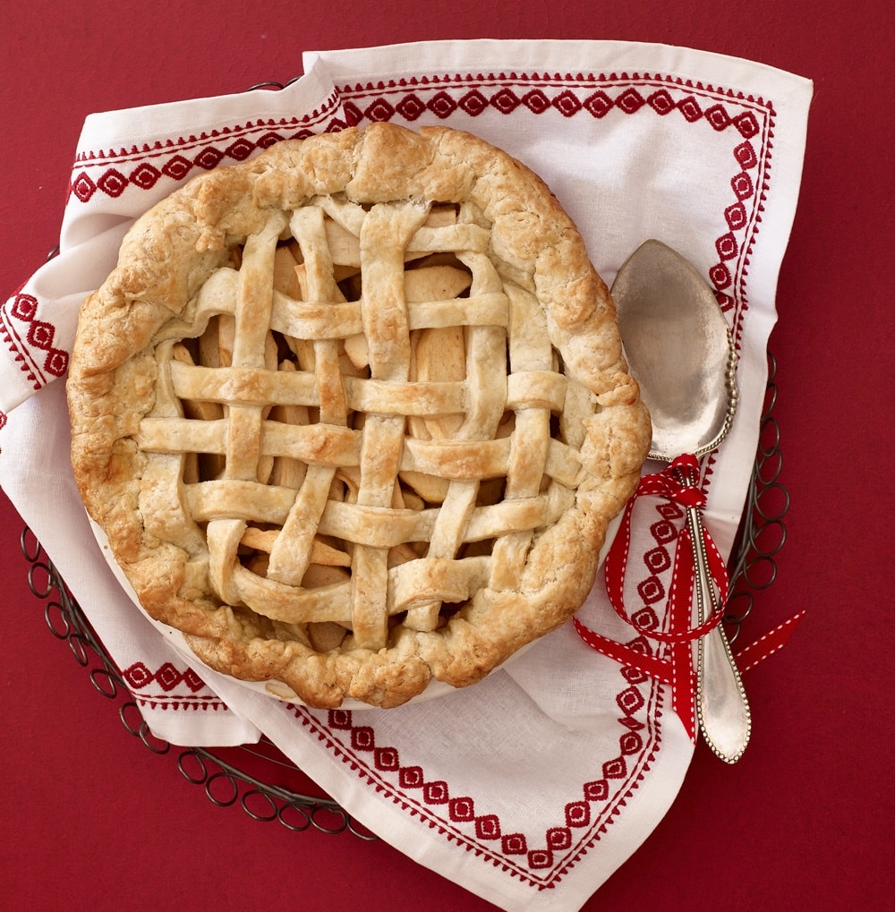 classic-pie-recipes-yankee-archives