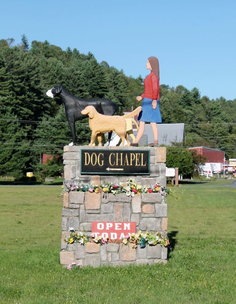 Dogs Welcome - Mat  Dog Mountain, VT - Stephen Huneck