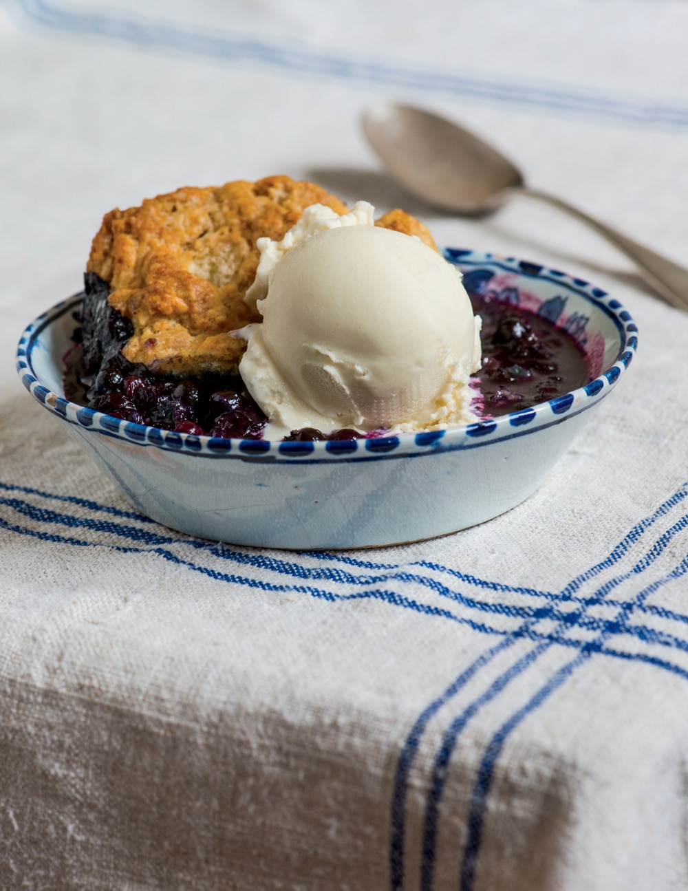 easy-blueberry-cobbler-recipe