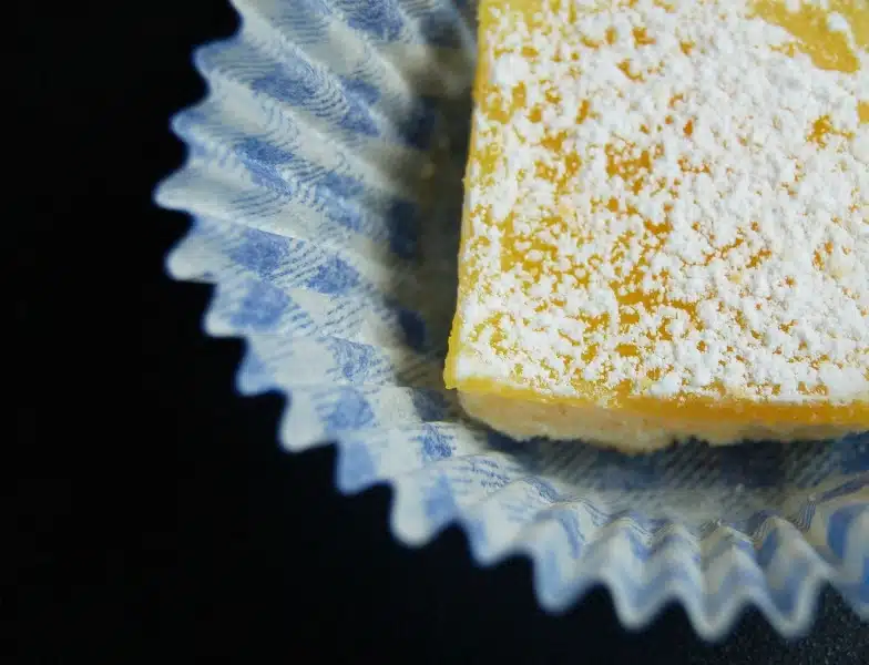 Easy Lemon Bars Recipe