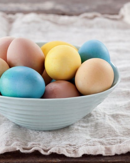 home-made-easter-egg-dye