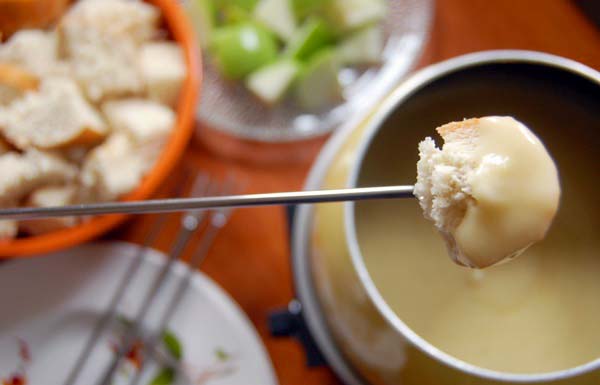 cheddar fondue