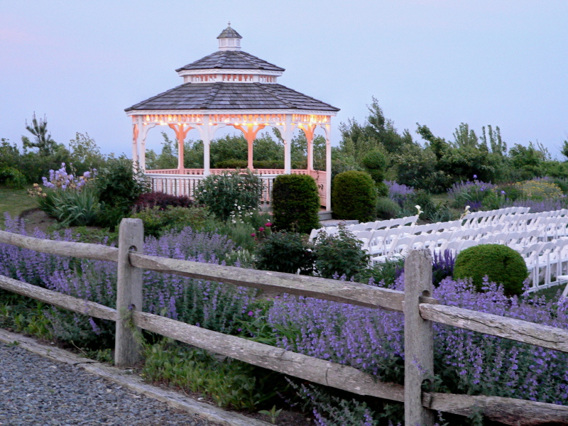 Gazebo at Dusk (user submitted)