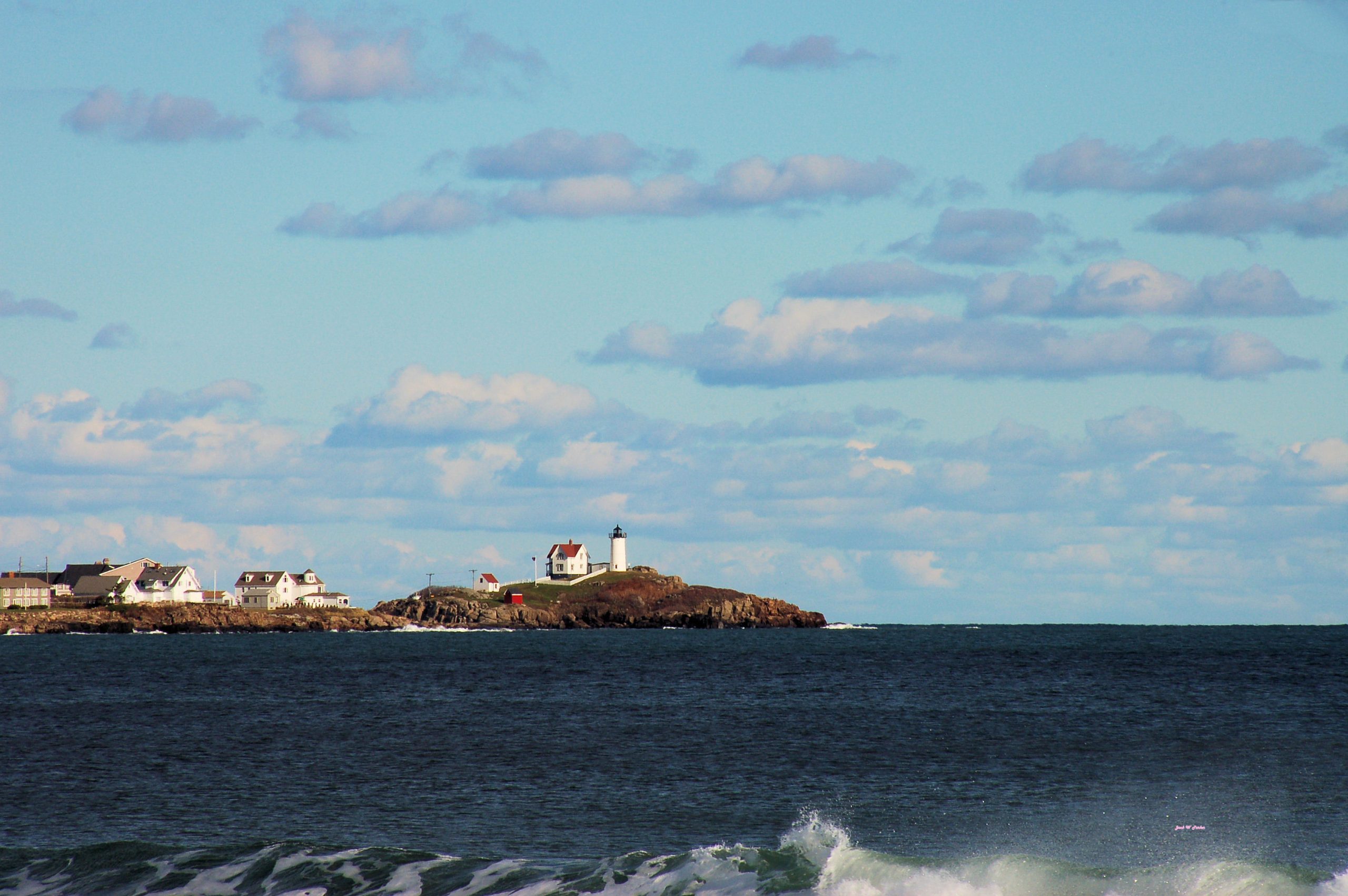 Cape Neddick Lighthouse (user submitted)