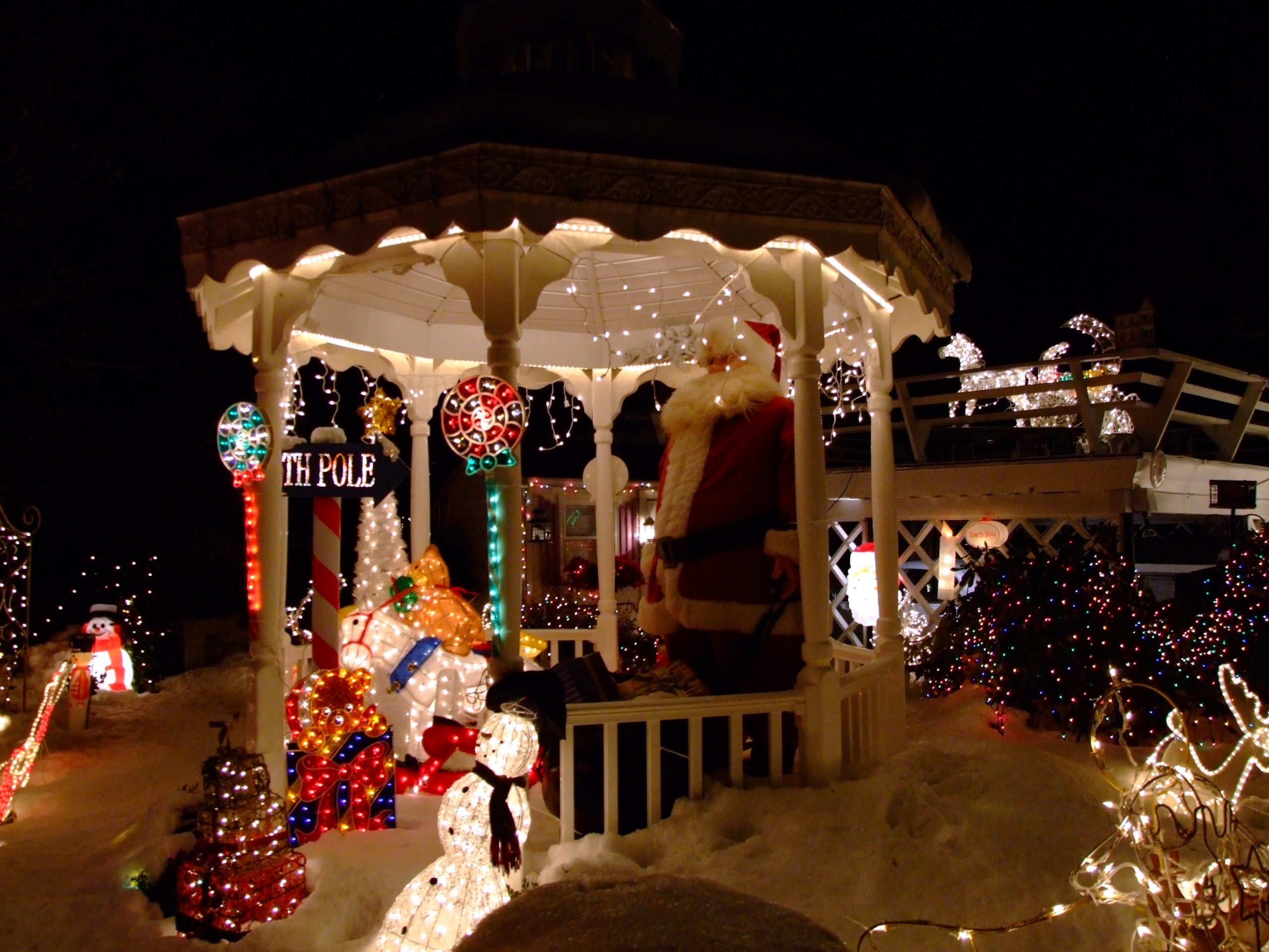 Christmas Gazebo (user submitted)