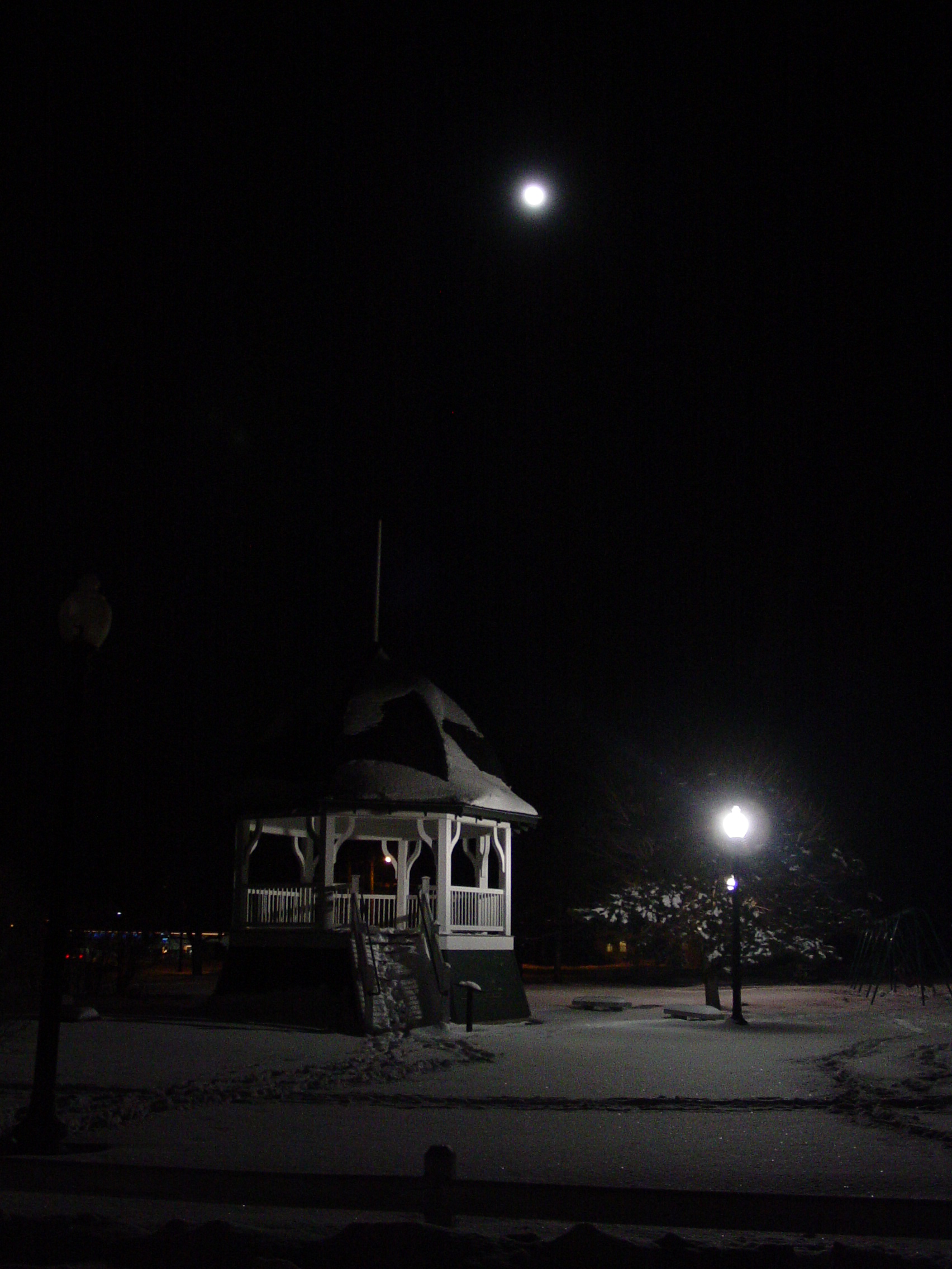 Rochester Commons-under Full Moon (user submitted)