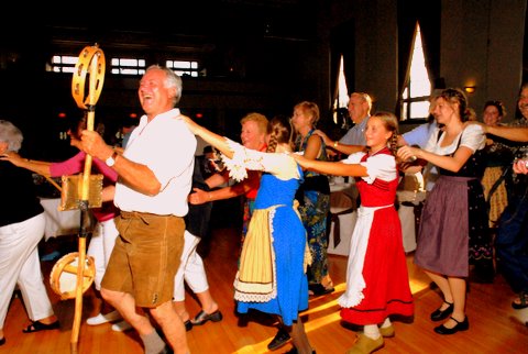 Oktoberfest Dancing Line (user submitted)