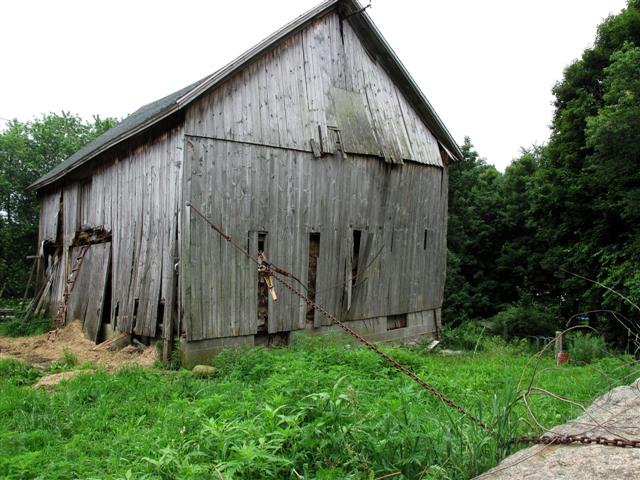 Yankee Ingenuity Holds Up Barn (user submitted)
