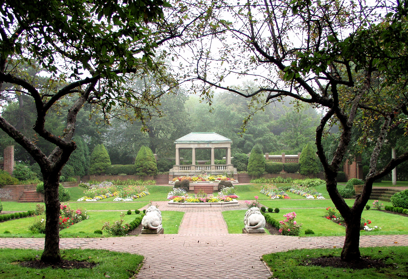 Rose Garden, Lynch Park (user submitted)