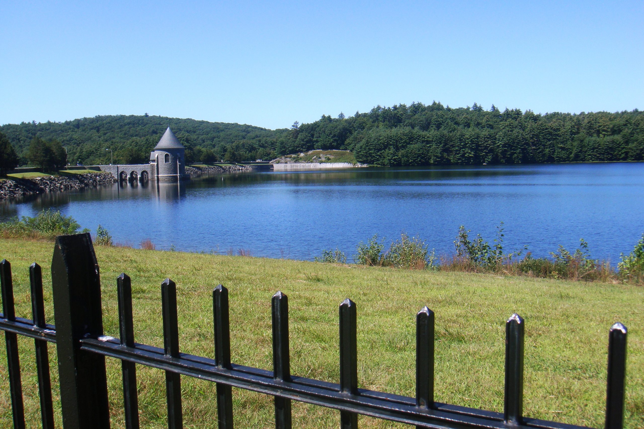 Barkhamsted Reservoir  (user submitted)