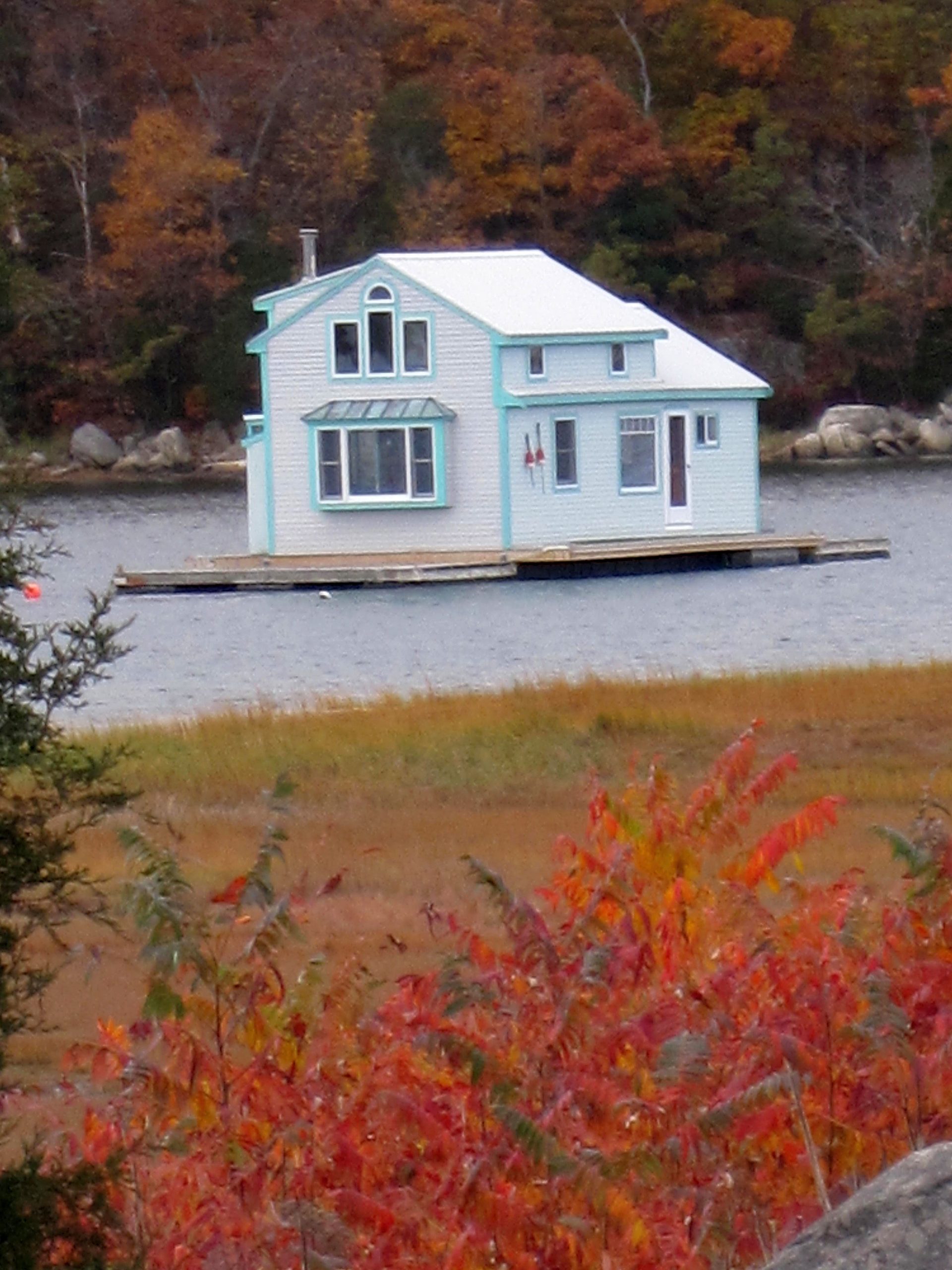 Floating House In Gloucester (user submitted)