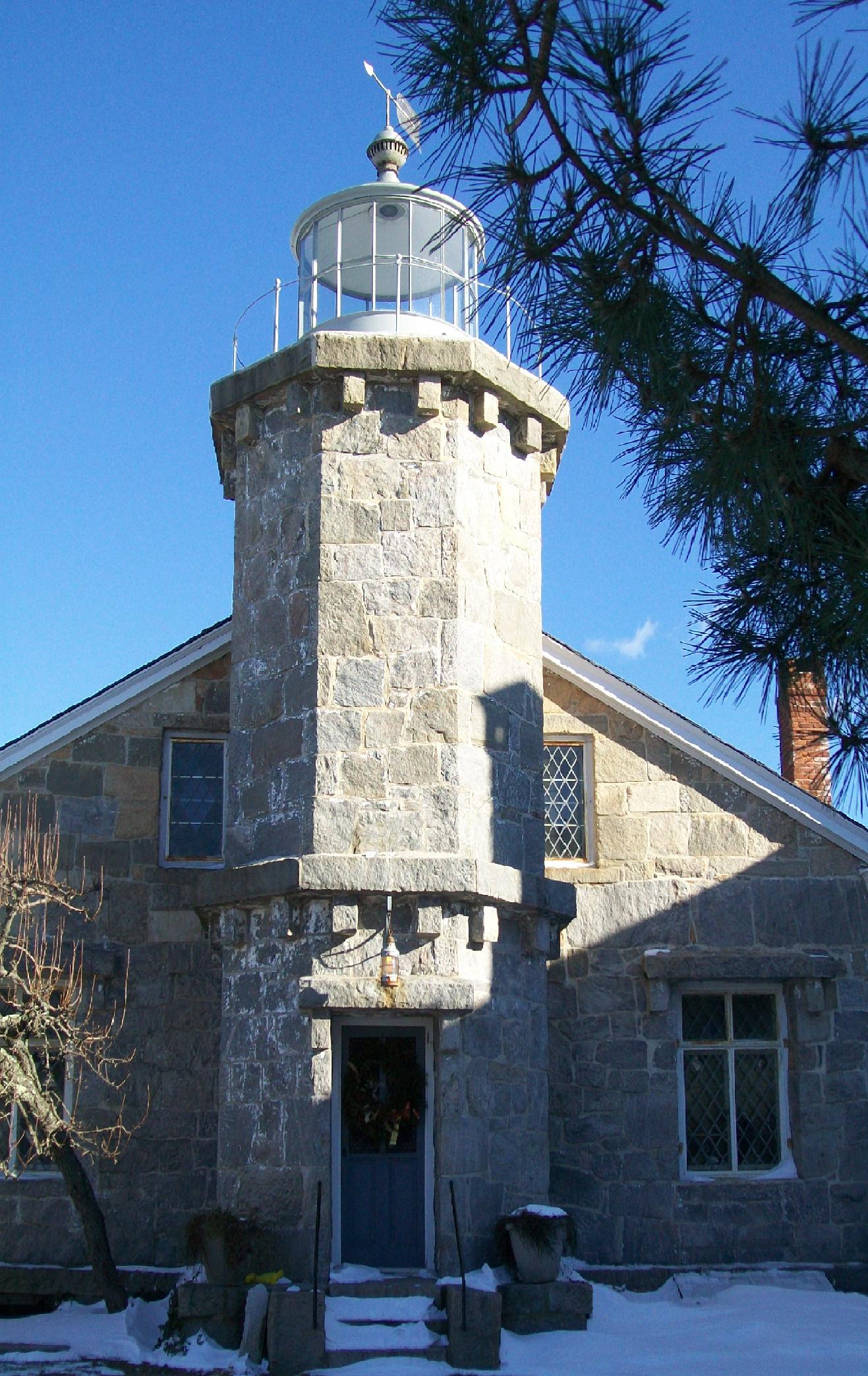 Stonington Lighthouse Museum (user submitted)