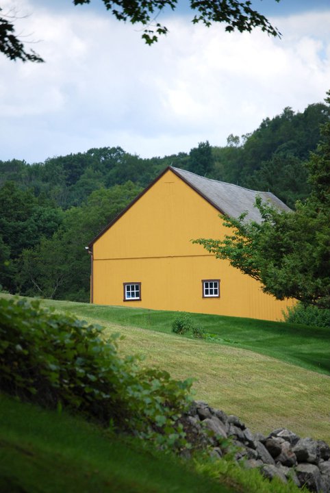 Middlebury Barn (user submitted)