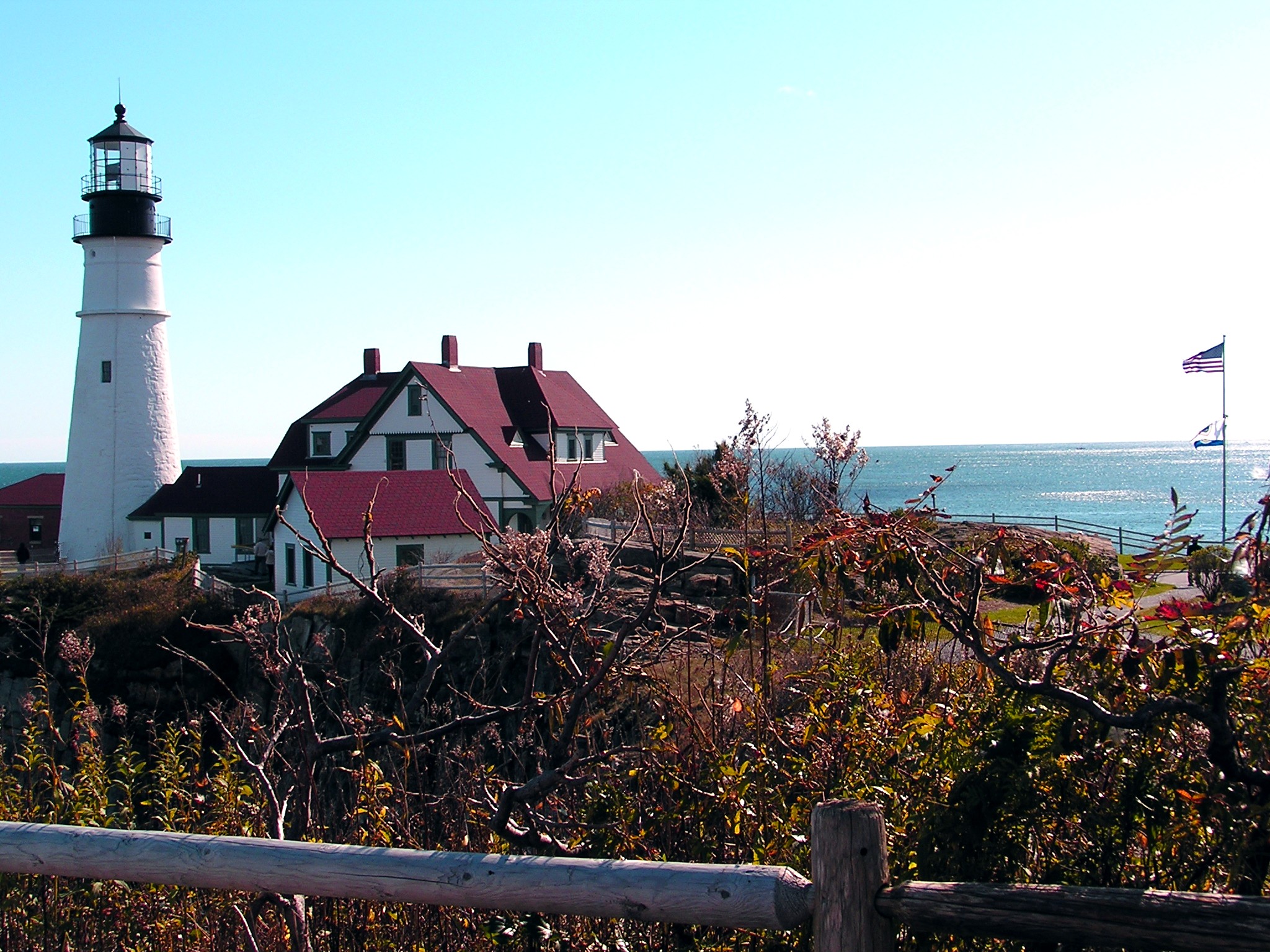 Portland Headlight (2) Fall 2011 (user submitted)