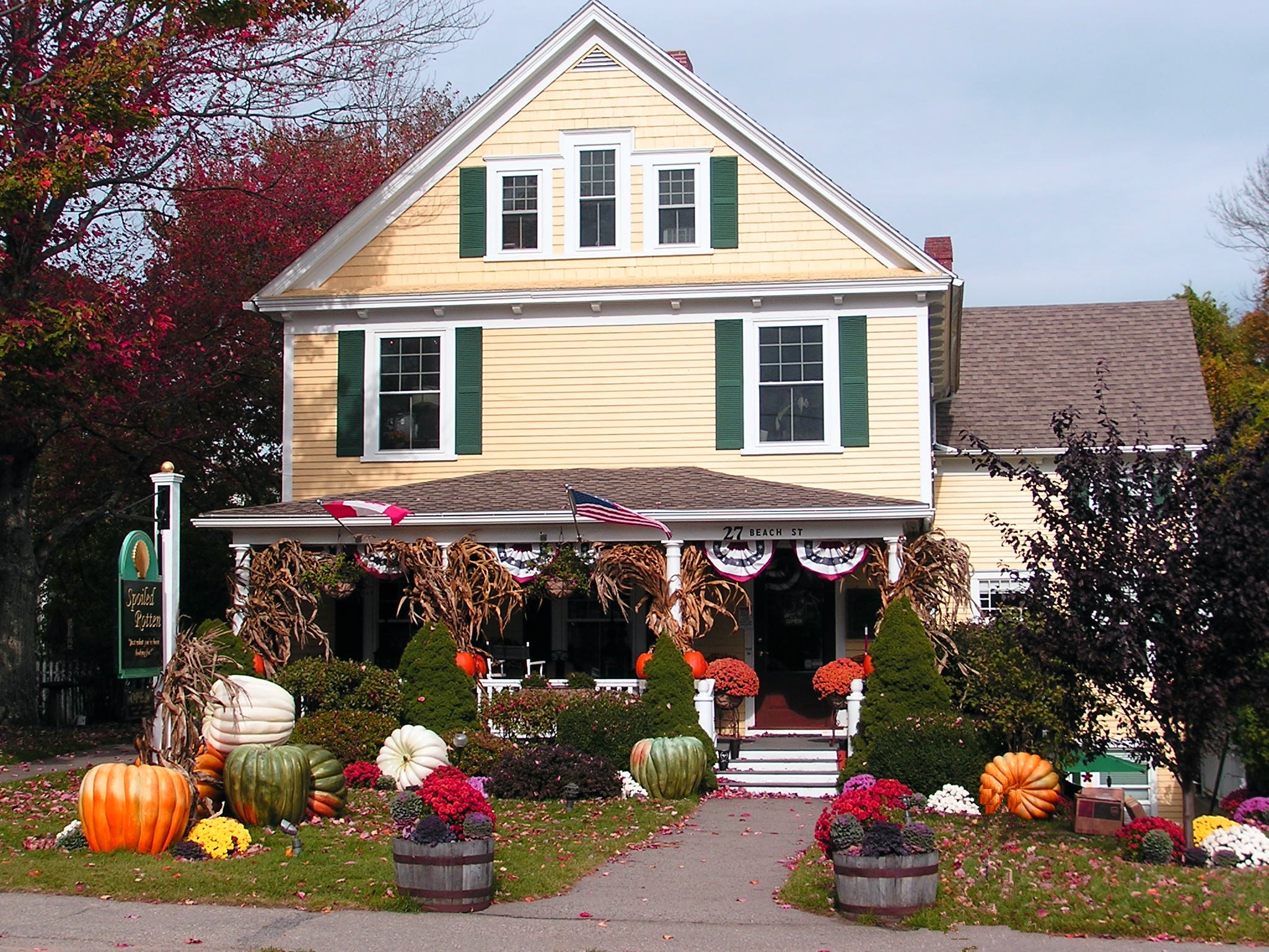 Ogunquit Shop &#8211; Fall, 2011 (user submitted)