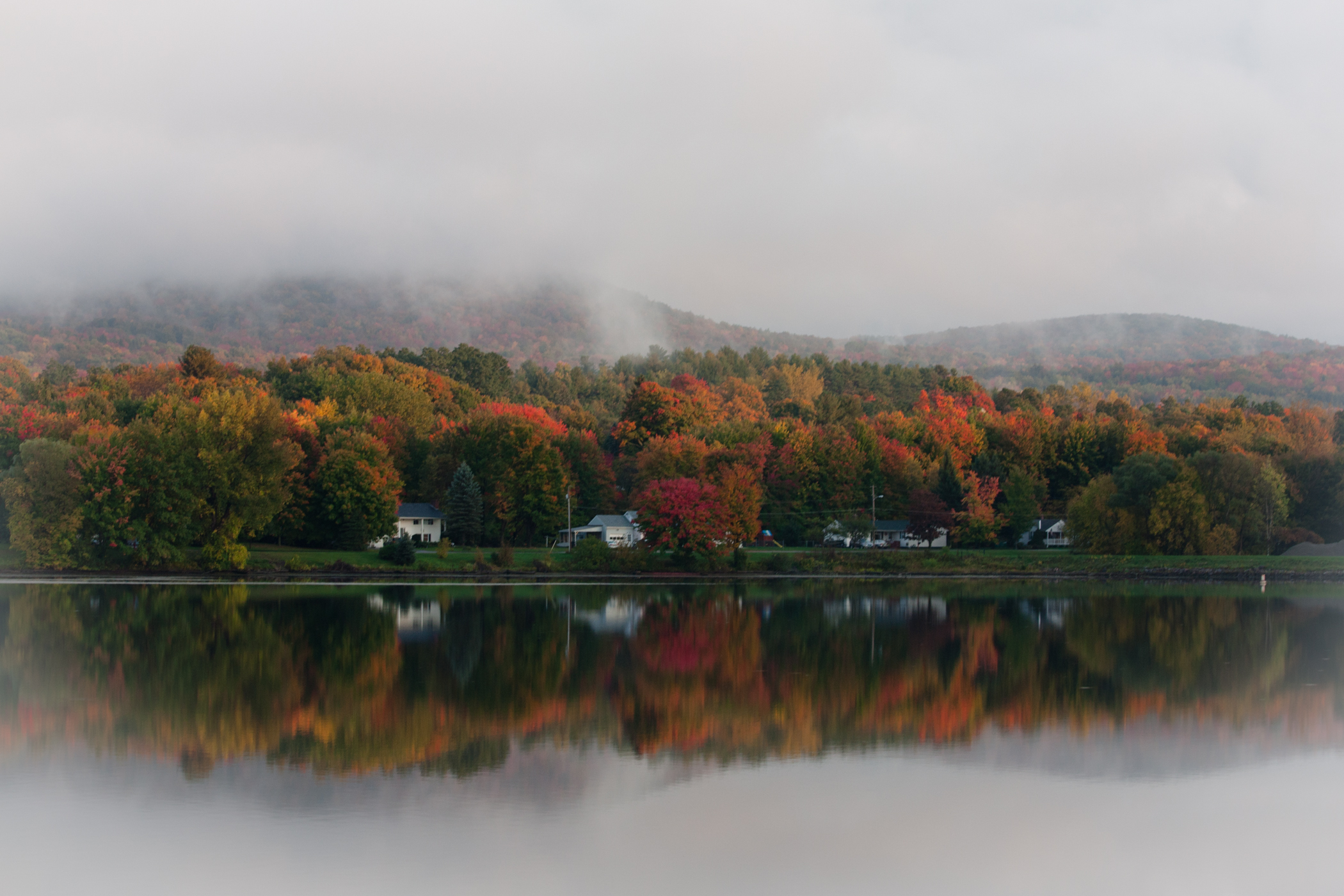 Misty Morning Mirror (user submitted)