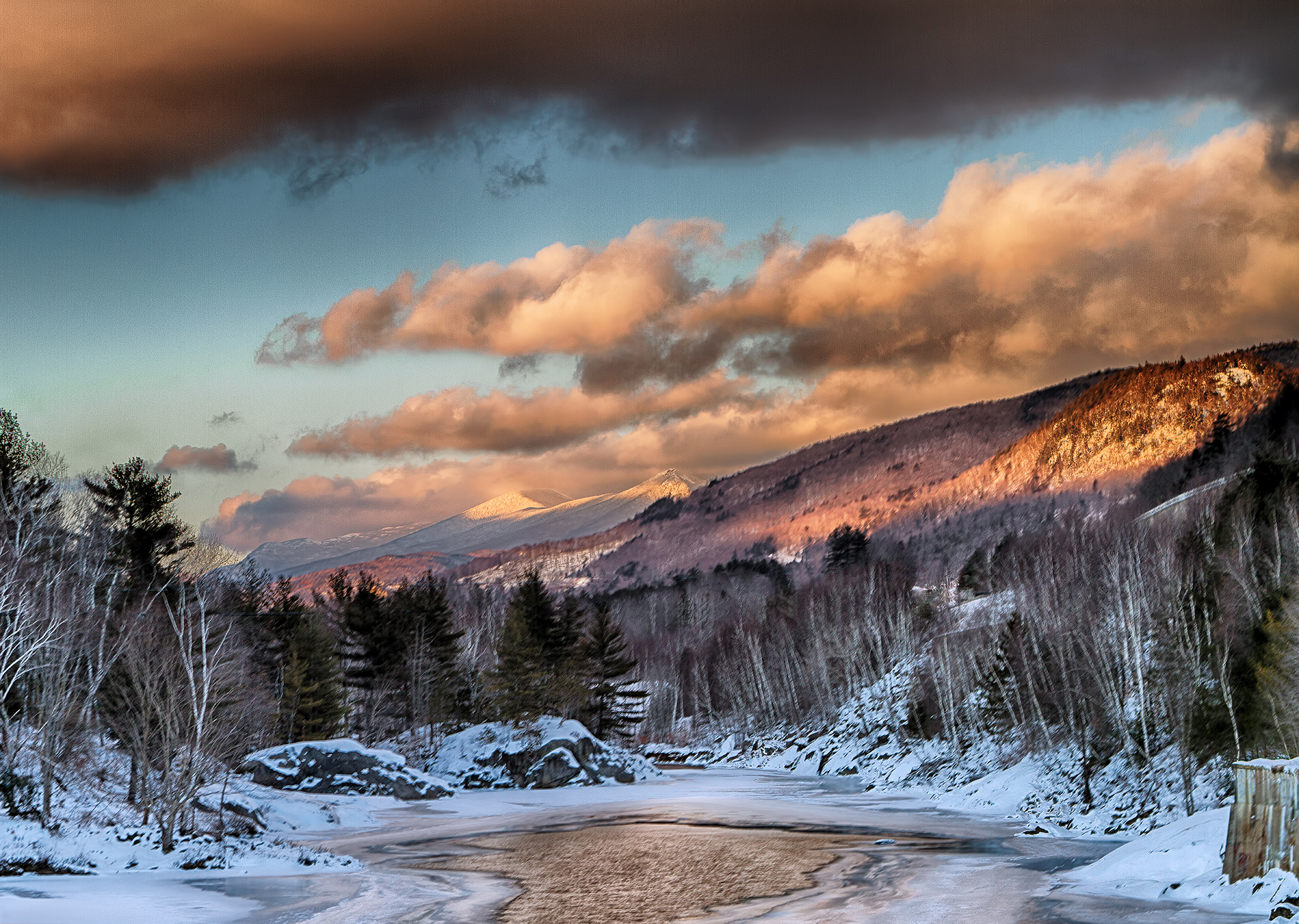 Franconia Notch From Woodstock (user submitted)