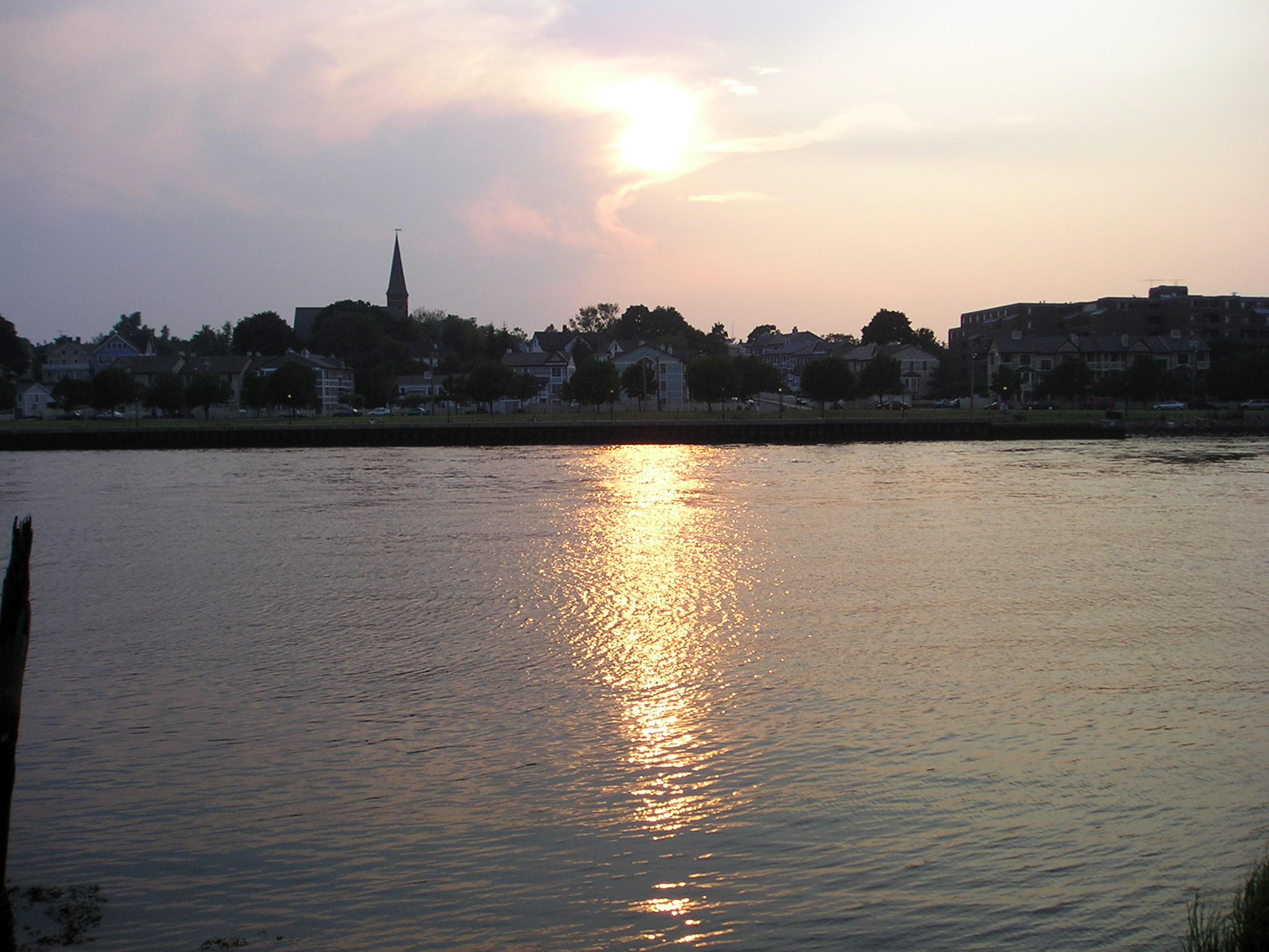 Sunset on the Quinnipiac River (user submitted)