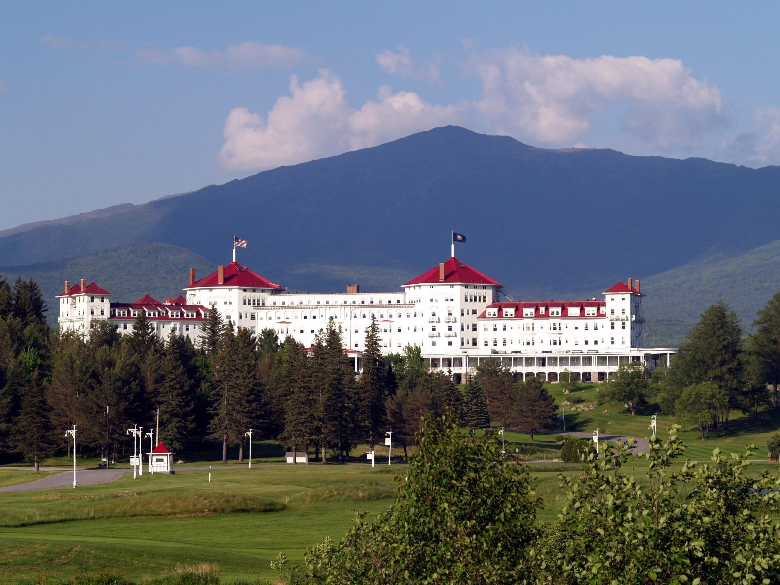 Mount Washington Hotel (user submitted)