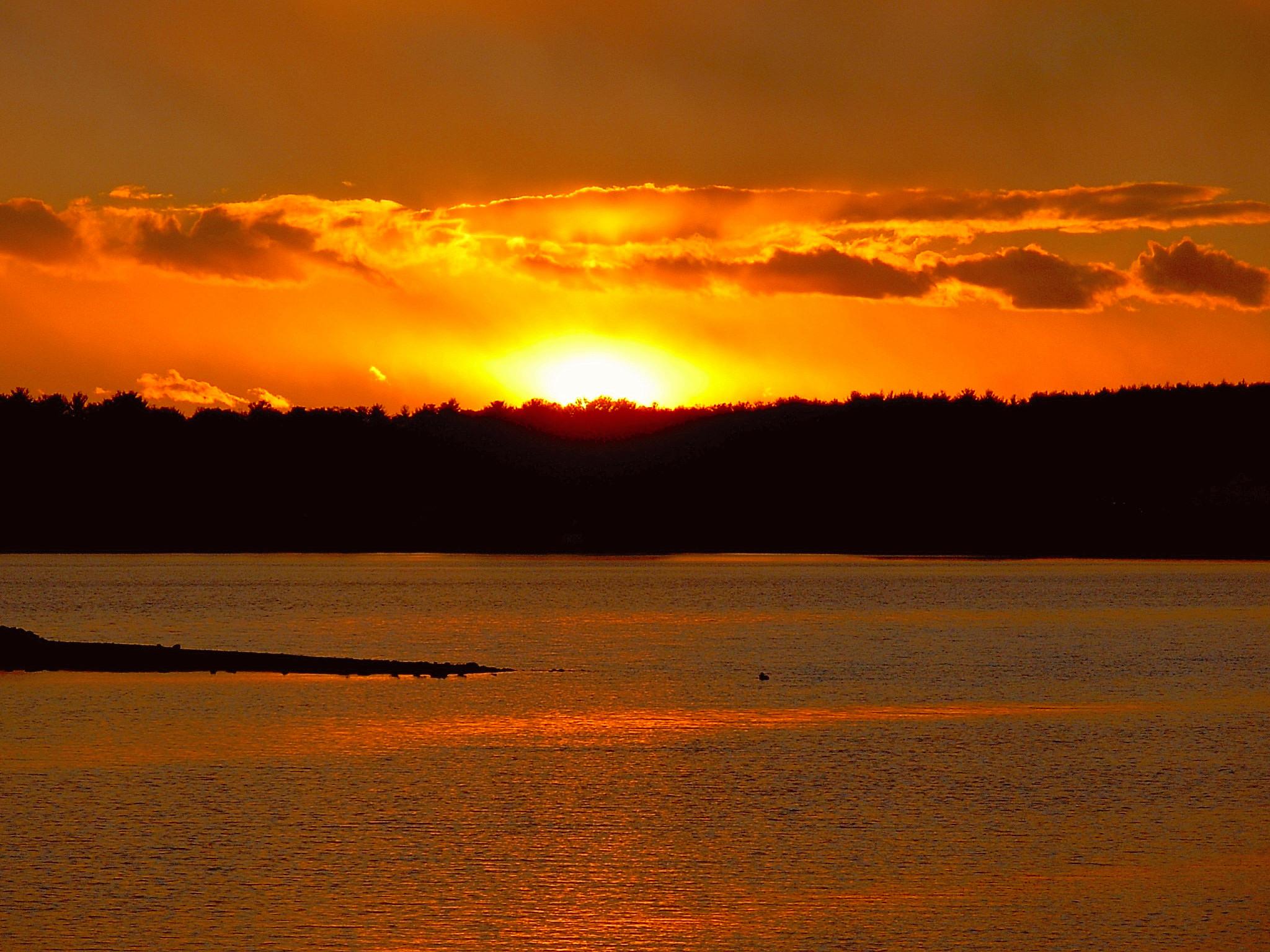 Sunset on Nabnasset Lake (user submitted)