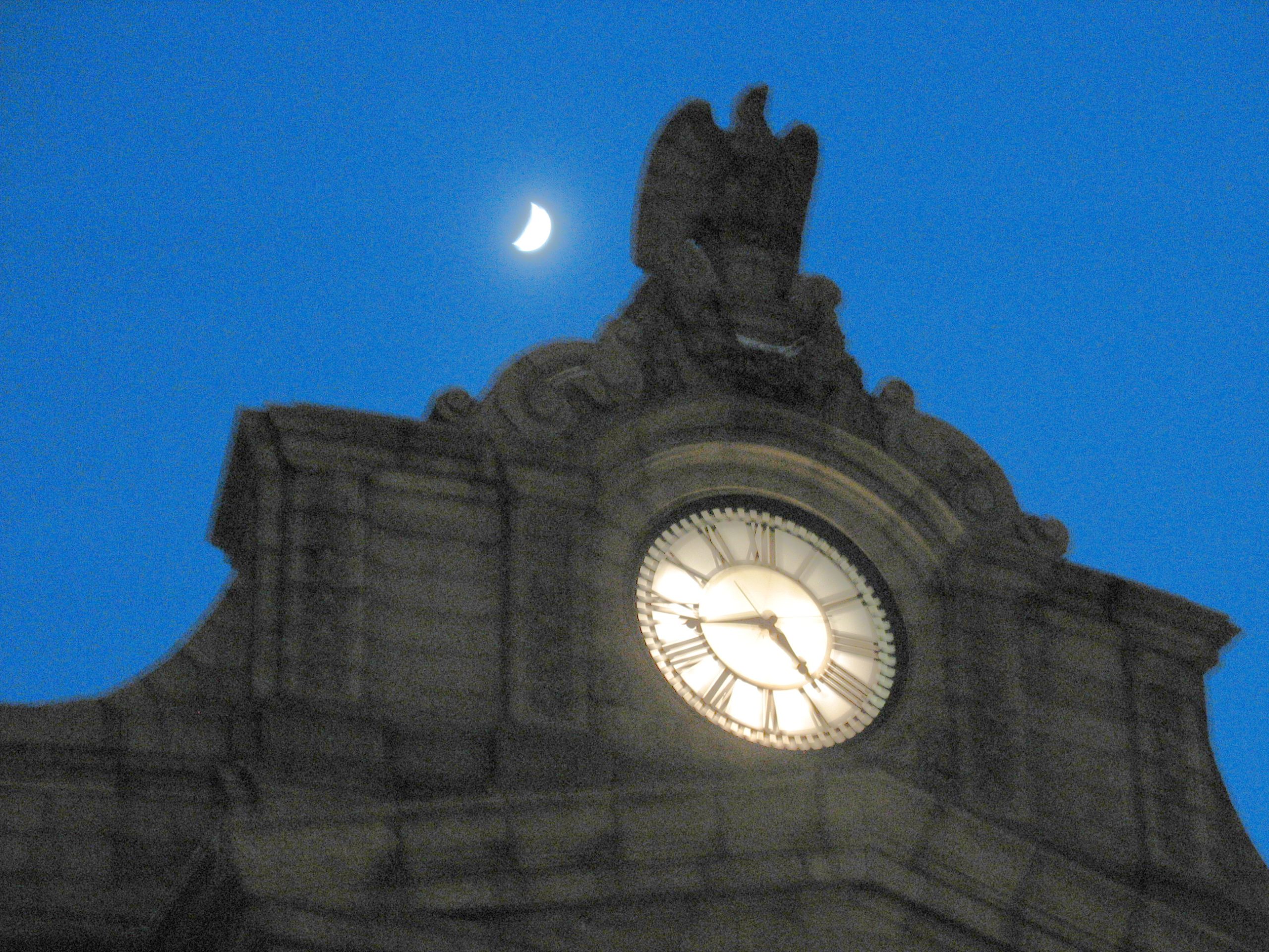 Clock on South Station (user submitted)