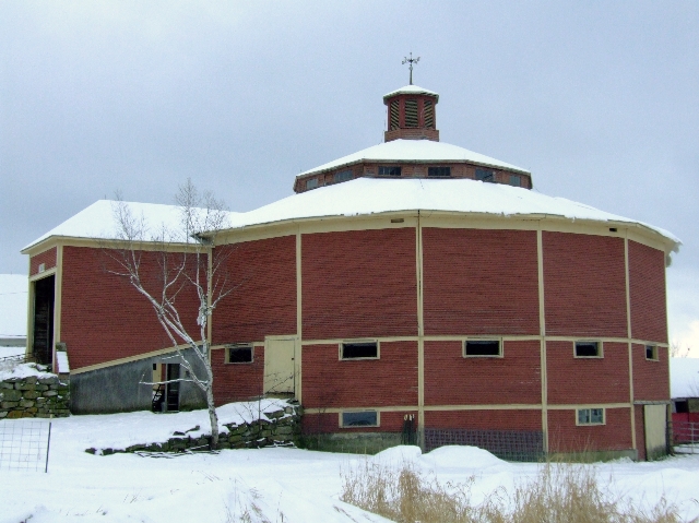1900 Old Round Barn (user submitted)