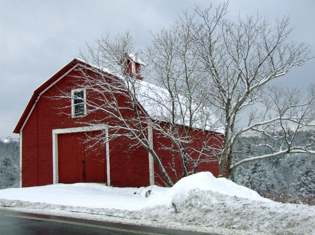 Red Barn on Side of the Road in Snow (user submitted)